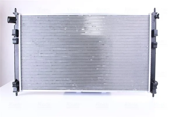 Radiador, arrefecimento do motor NISSENS 606855