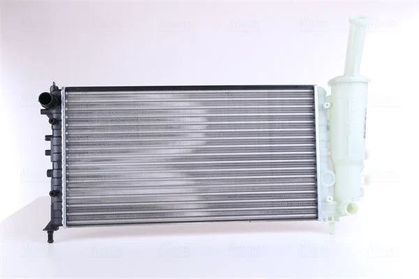 Radiador, arrefecimento do motor NISSENS 61881