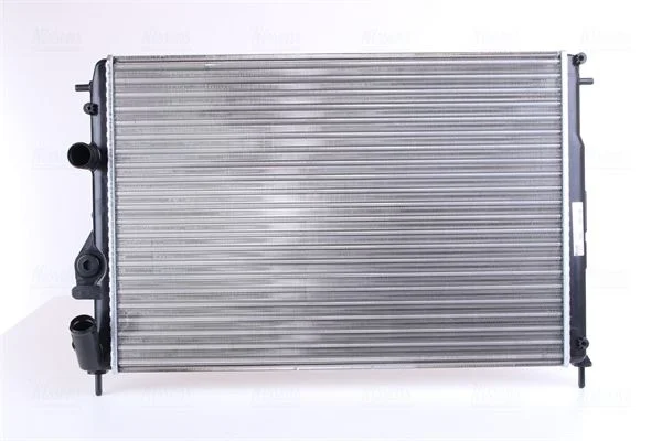 Radiador, arrefecimento do motor NISSENS 63896A