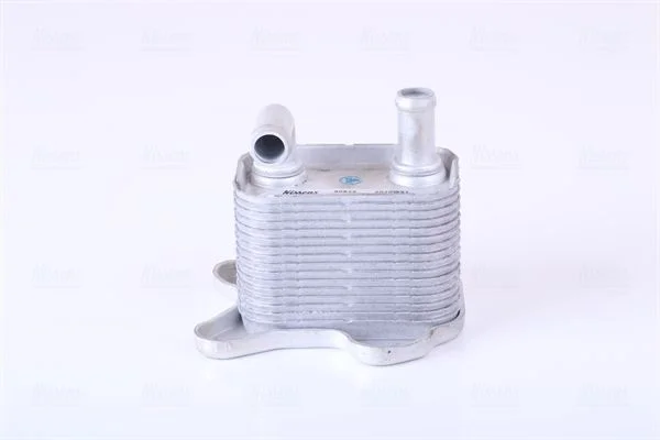 Oil Cooler, engine oil NISSENS 90825