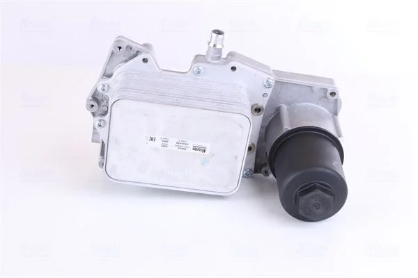 Oil Cooler, engine oil NISSENS 90945