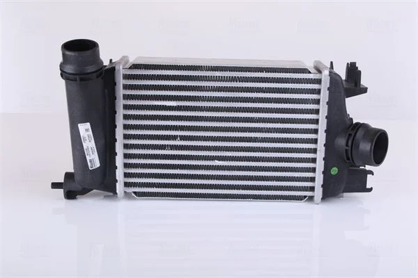Intercooler NISSENS 961526