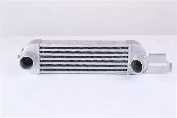 Intercooler NISSENS 96179