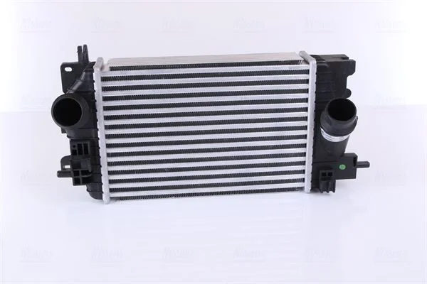Intercooler NISSENS 96196