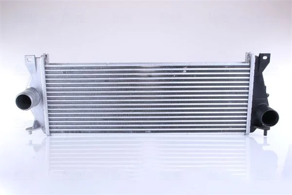 Intercooler NISSENS 96199
