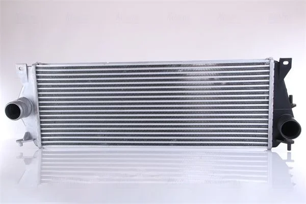Intercooler NISSENS 96225