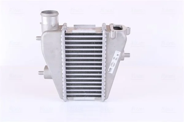 Intercooler NISSENS 96232