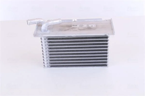 Intercooler NISSENS 96470