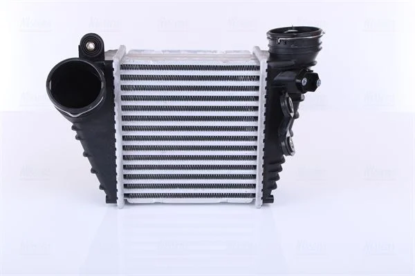 Intercooler NISSENS 96487