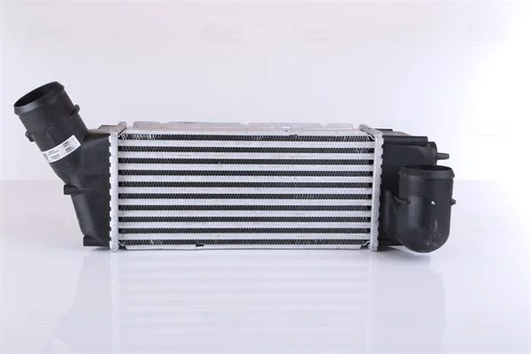 Intercooler NISSENS 96515