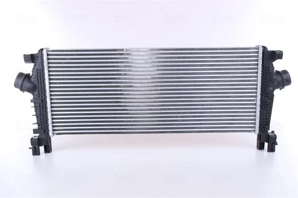 Intercooler NISSENS 96555
