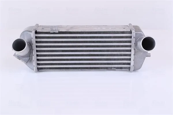 Intercooler NISSENS 96558