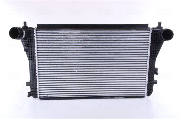 Intercooler NISSENS 96568
