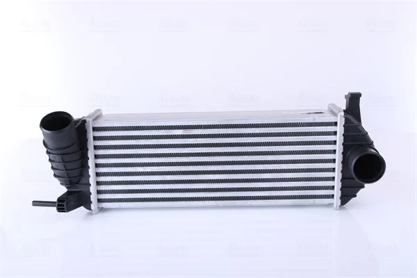 Intercooler NISSENS 96572