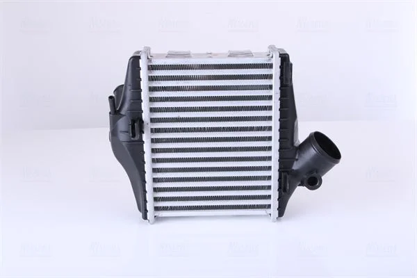 Intercooler NISSENS 96579