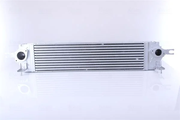 Intercooler NISSENS 96582