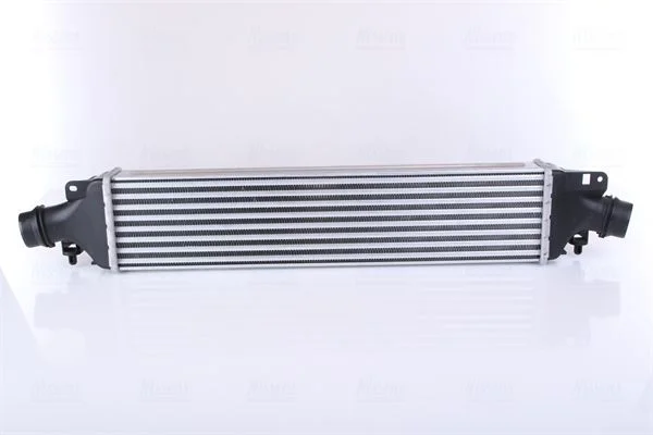 Intercooler NISSENS 96588