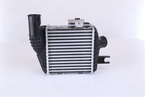 Intercooler NISSENS 96661