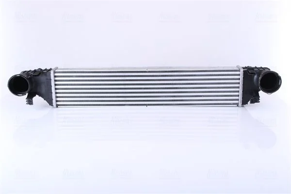 Intercooler NISSENS 96672