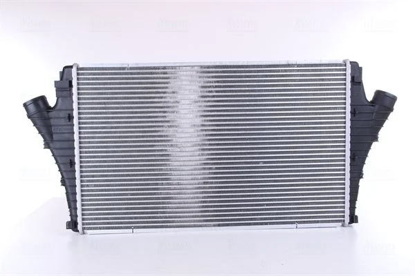 Intercooler NISSENS 96684