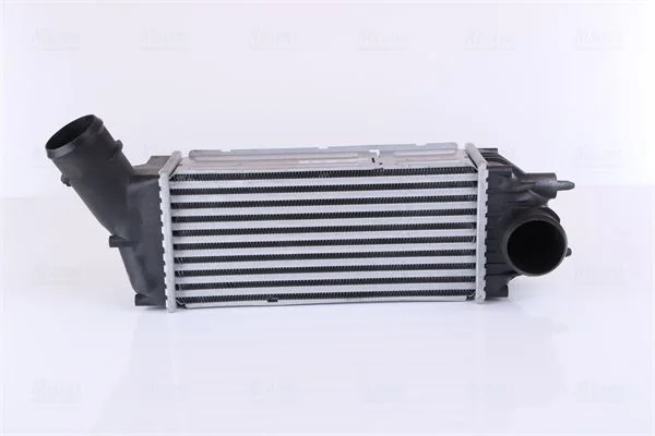 Intercooler NISSENS 96720