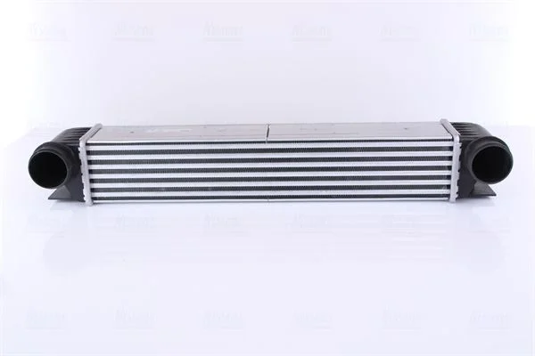 Intercooler NISSENS 96726