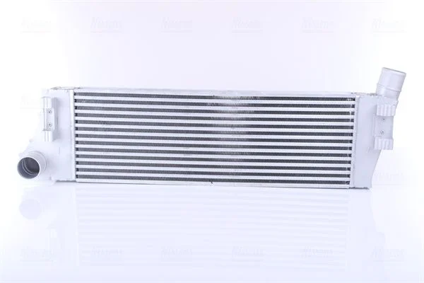 Intercooler NISSENS 96728