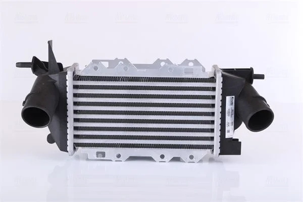 Intercooler NISSENS 96772