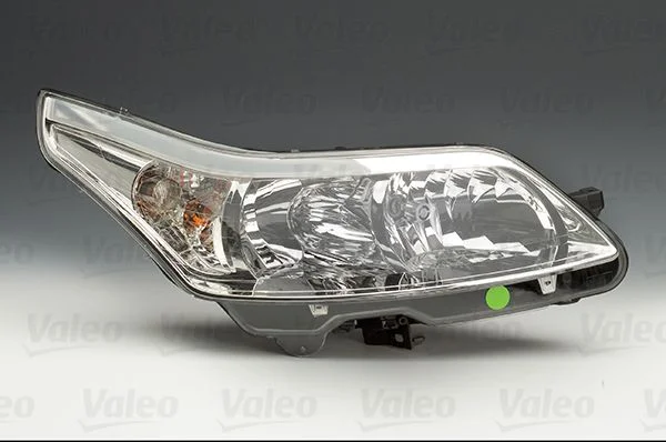 Headlight VALEO 043762