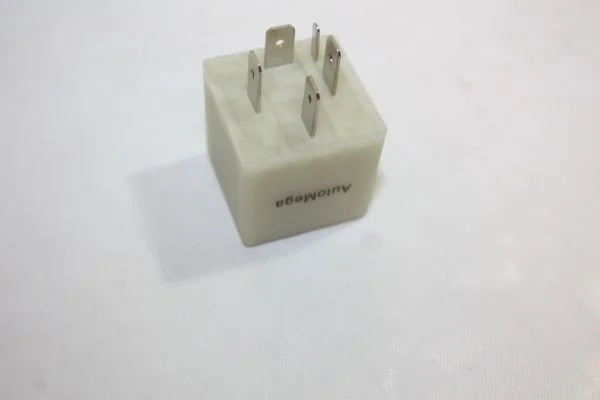 Relay, fuel pump AUTOMEGA 150017210