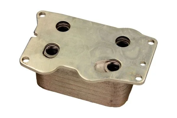 Oil Cooler, engine oil MAXGEAR 14-0032