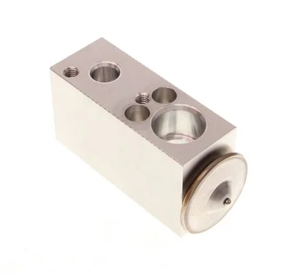 Expansion Valve, air conditioning MAXGEAR AC130152