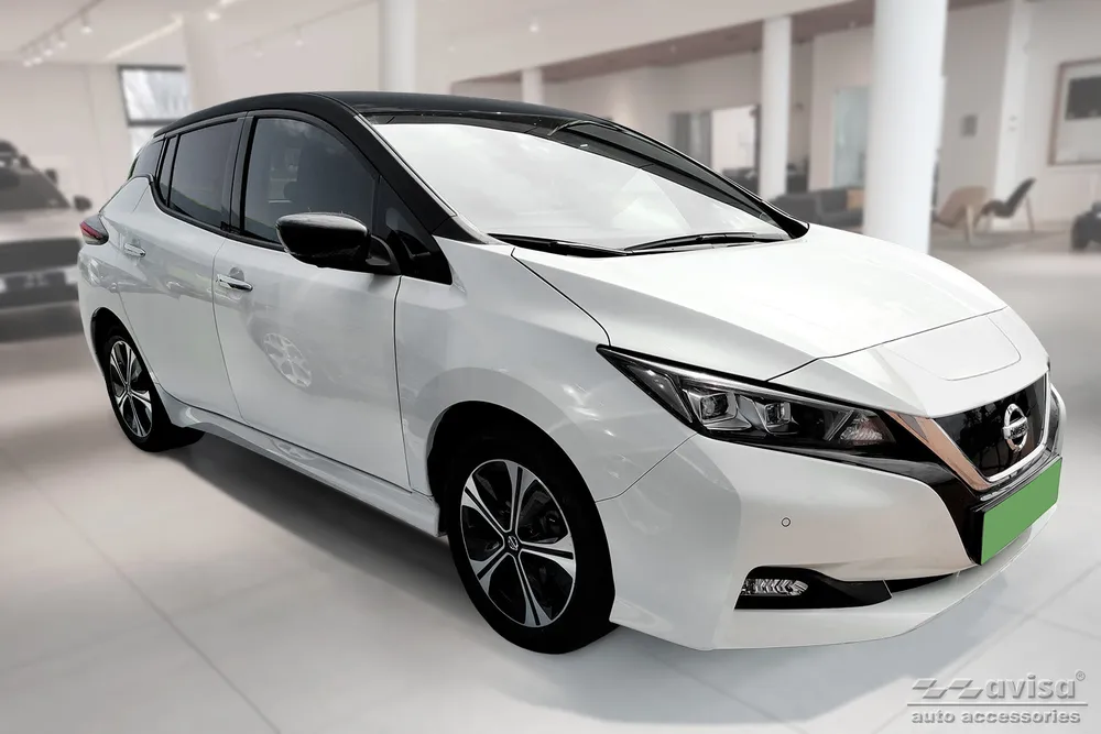 Slenksčių apsaugos NISSAN LEAF II (2E1) 2017-2021, FL2021-> (4 vnt.) (juodas veidrodinis) AVISA 2/14020