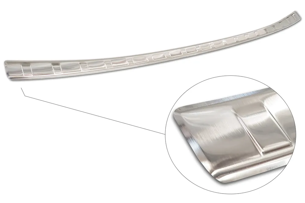 Rear bumper protector NISSAN QASHQAI III crossover 2021-2024 Fl.2024-> / NISSAN Qashqai 1.3 mild-hybrid 158 N-Connecta Xtronic 2023 / NISSAN QASHQAI E-power 2026 (silver satine) AVISA 2/35491