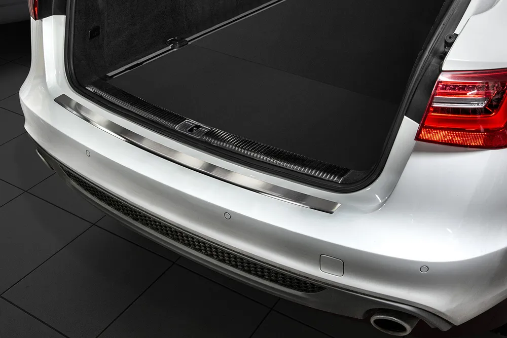 Rear bumper protector AUDI A6 C7 4G Avant 2011-2018 (silver satine) AVISA 2/35497