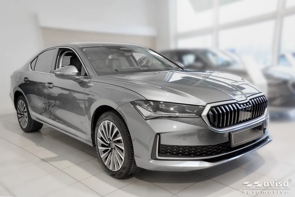 Trunk lid trim SKODA SUPERB IV liftback 2023-> (silver satine) AVISA 2/36209