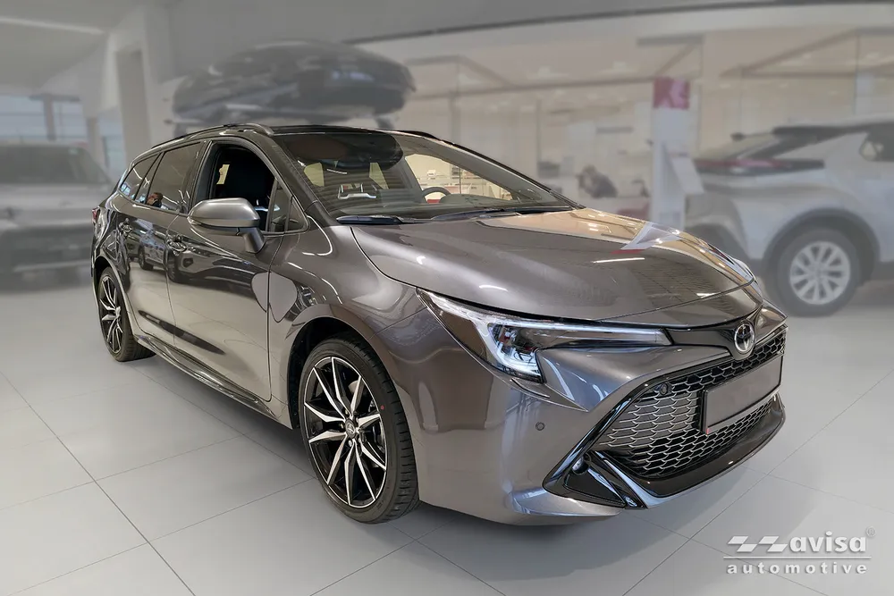 Bagažinės dangčio apsauginė juosta TOYOTA COROLLA XII Touring Sports 2018->/ GR SPORT 2018-> (sidabrinis veidrodinis) AVISA 2/38124