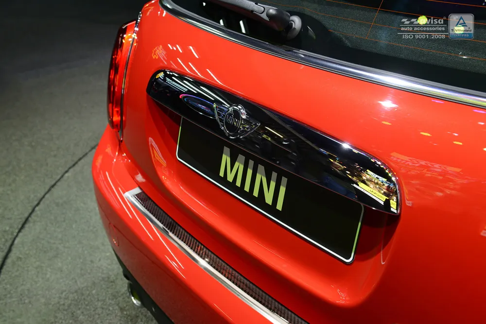 Galinio buferio apsauga MINI COOPER III 07.2014-> (mirror steel, red&black carbon fiber) AVISA 2/44028